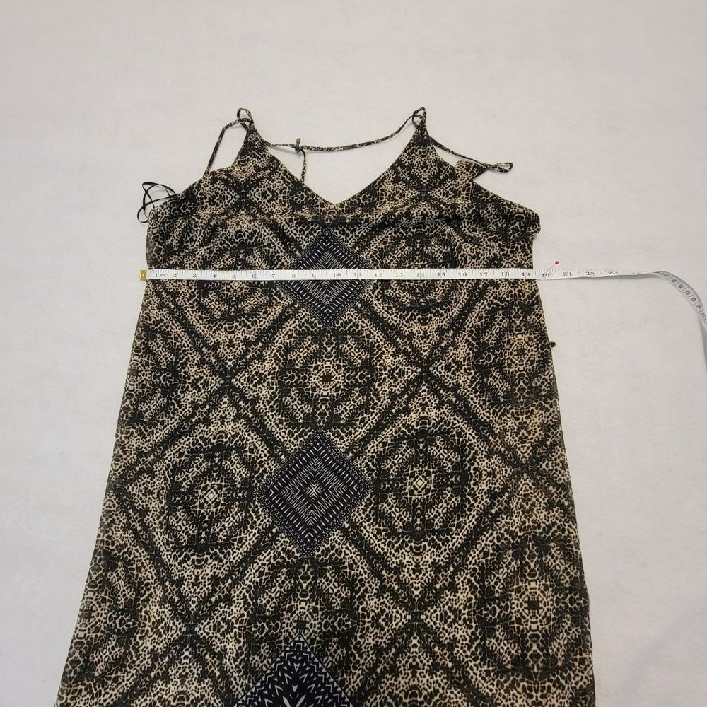 ASTR Women's Large Long Leopard Print with Geometric Pattern Dress Size L NWT - Picture 5 of 9
